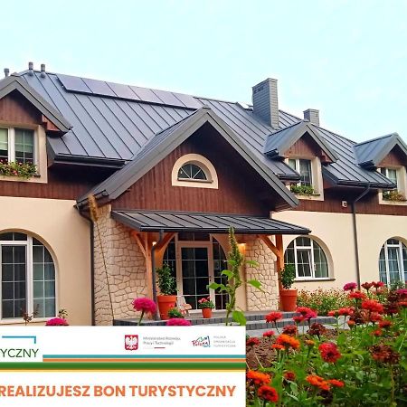 Dworek Akacja Uslugi Hotelarskie Janowiec Εξωτερικό φωτογραφία