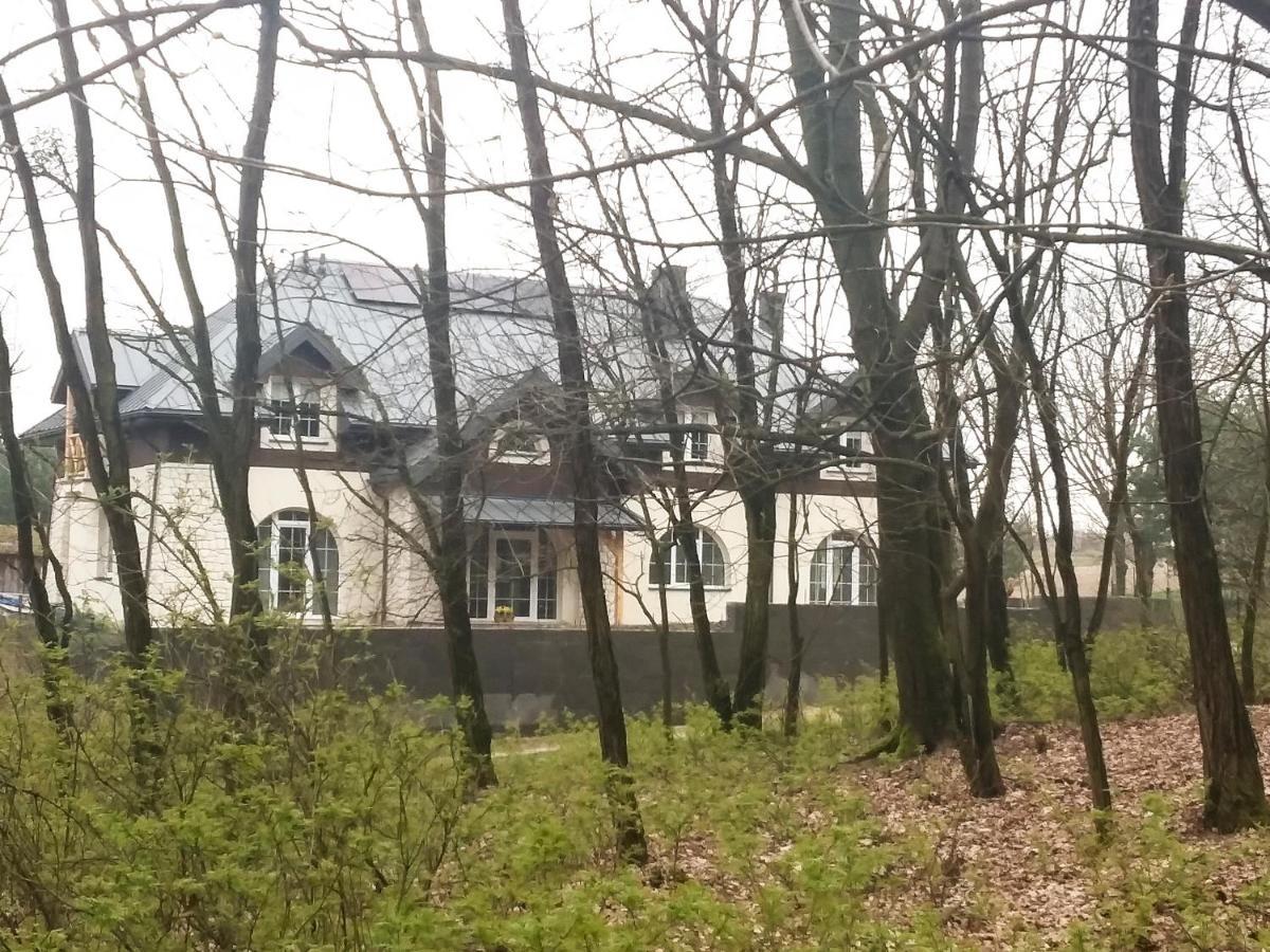 Dworek Akacja Uslugi Hotelarskie Janowiec Εξωτερικό φωτογραφία